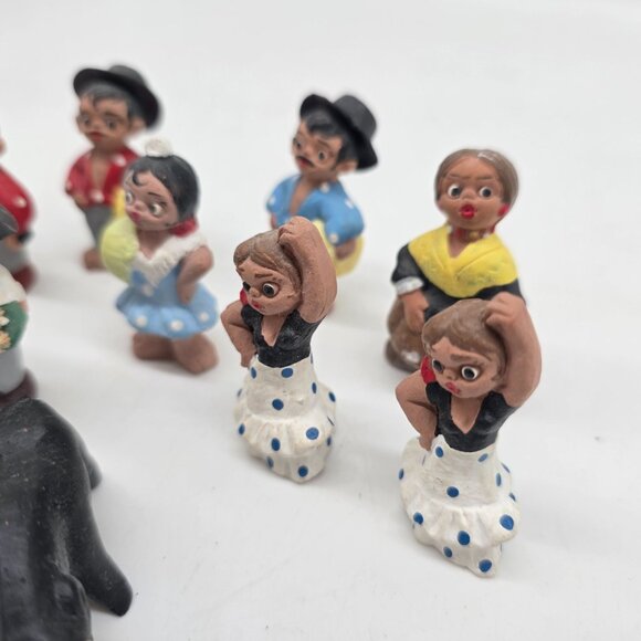 VTG Retro 70’s Red Clay Mud People 2” Terra Cotta Mini Figures Spain Lot of 12 - Picture 4 of 8